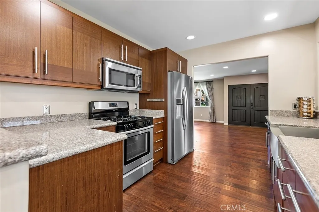 Additional image 35 of 18005 Bullock, Encino, CA 91316