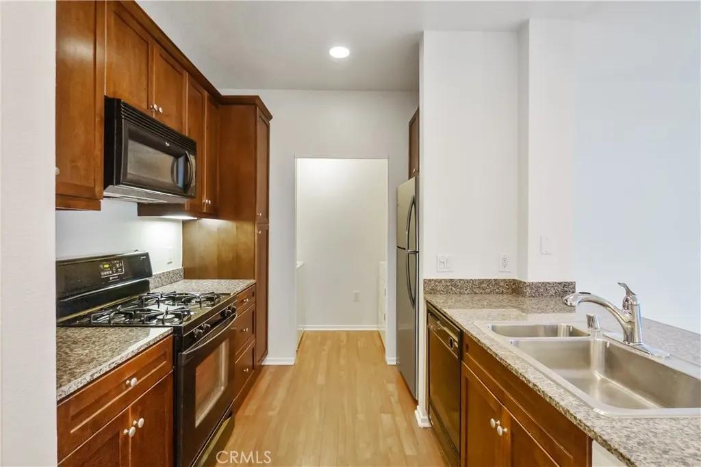 Additional image 4 of 1329 Scholarship, Irvine, CA 92612