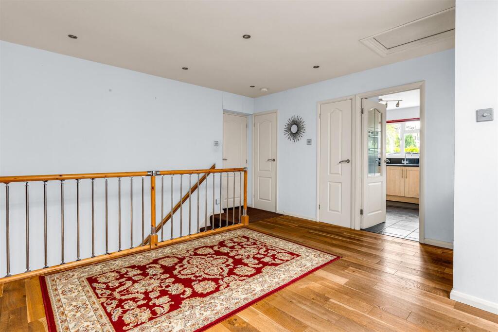 Additional image 18 of The Chase, Welwyn