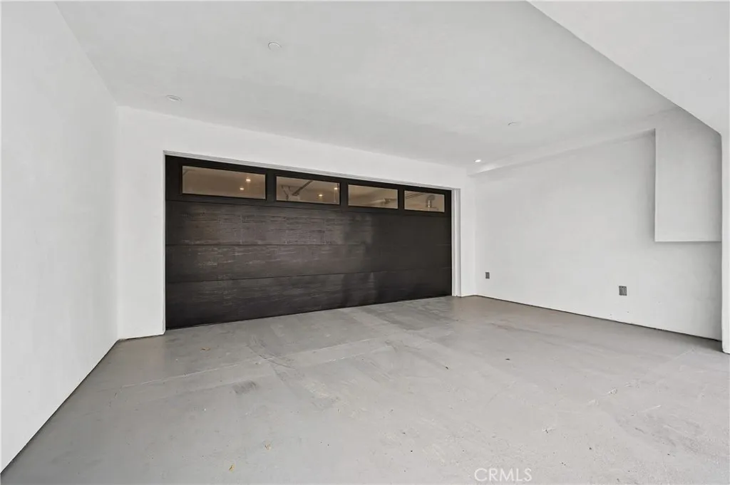 Additional image 25 of 121 39th Street Unit B, Newport Beach, CA 92663