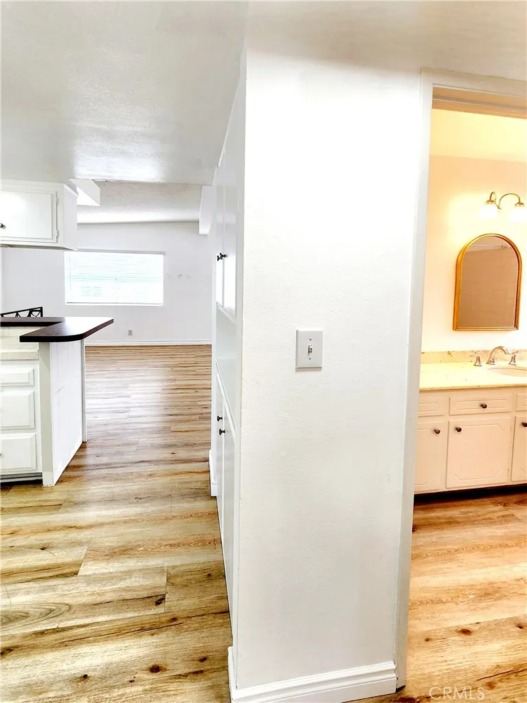 Additional image 30 of 326 10th Place, Manhattan Beach, CA 90266