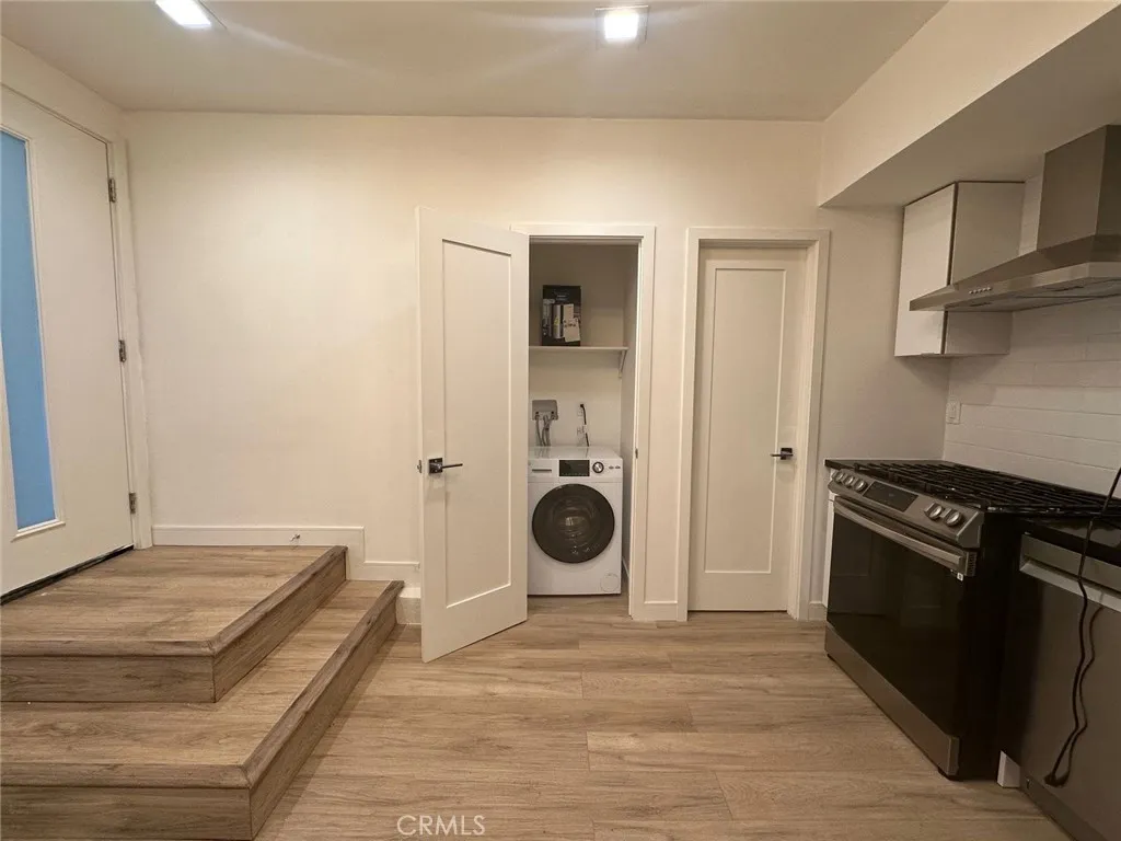 Additional image 11 of 2626 Cloverfield Blvd, Santa Monica, CA 90405