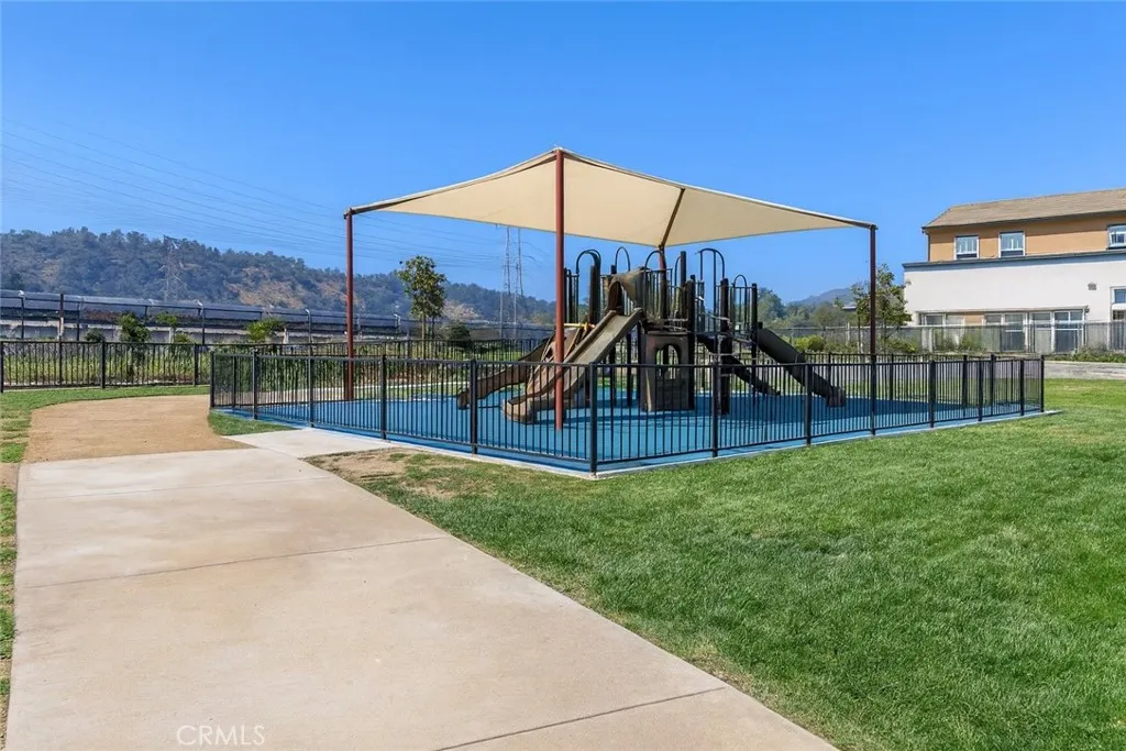 Additional image 97 of 2581 Arvia #3, Los Angeles, CA 90065