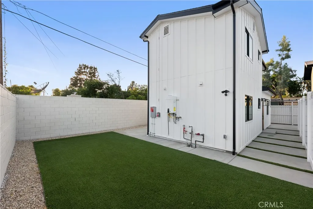 Additional image 3 of 6719 Ben Ave, North Hollywood, CA 91606