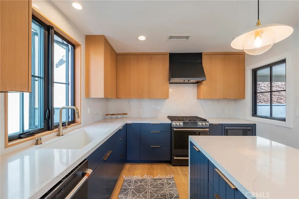 Additional image 38 of 1204 Pecan Ave, Huntington Beach, CA 92648