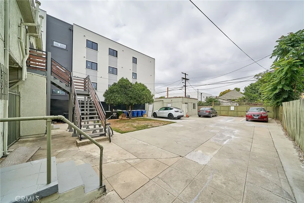 Additional image 14 of 1329 W 37th Drive, Los Angeles, CA 90007
