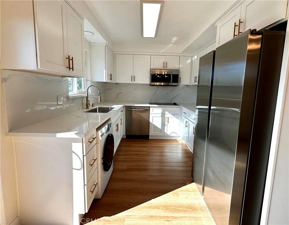 Additional image 14 of 120 S Sierra Madre Blvd Unit 204, Pasadena, CA 91107