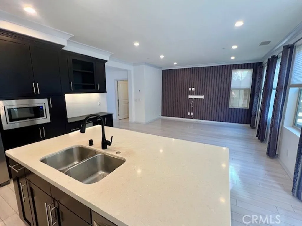 Additional image 5 of 81 Sedgewick, Irvine, CA 92620