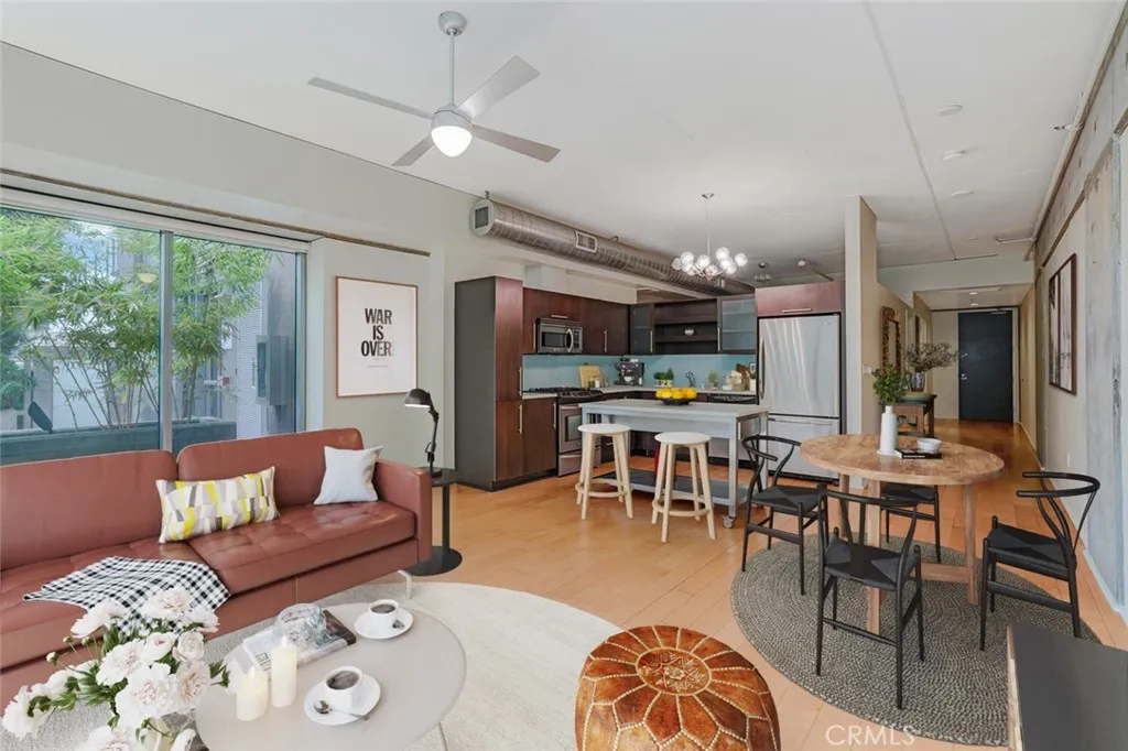 Additional image 14 of 1100 S Hope St, Los Angeles, CA 90015