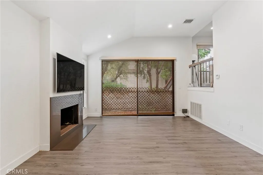 Additional image 13 of 5757 Owensmouth Unit 1, Woodland Hills, CA 91367