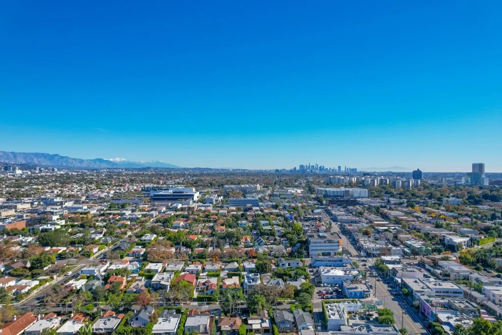 Additional image 86 of 128 S Harper Ave, Los Angeles, CA 90048