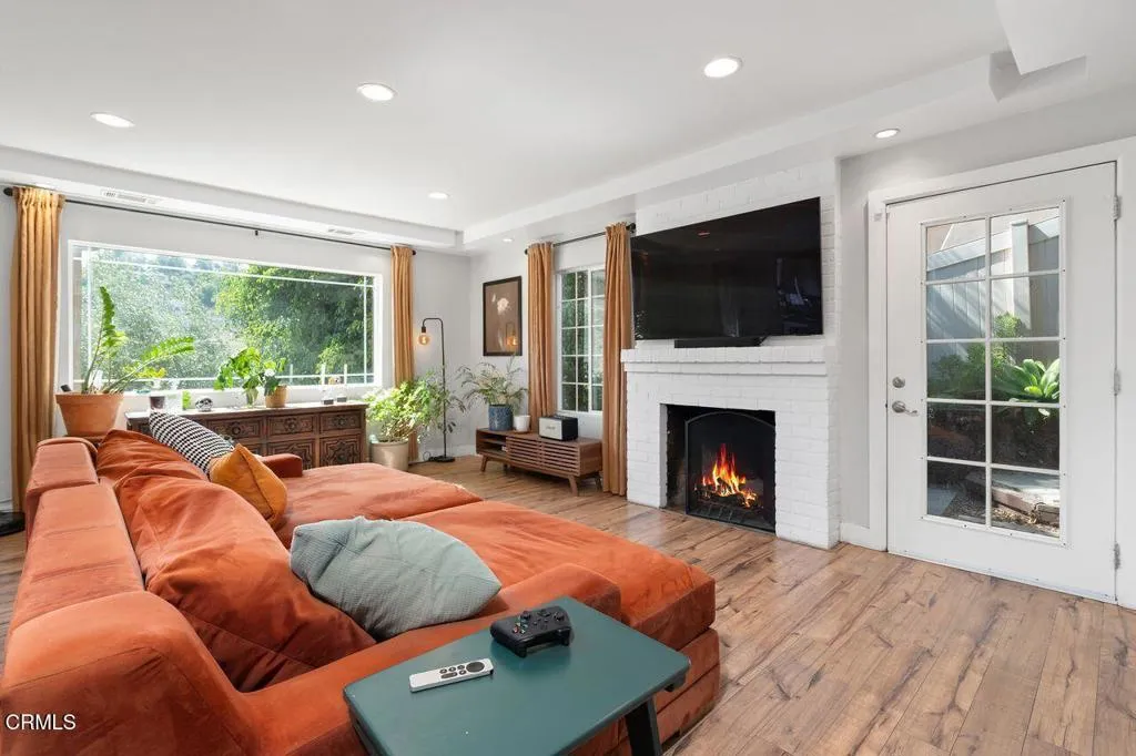 Additional image 5 of 3847 Sunbeam Drive, Los Angeles, CA 90065