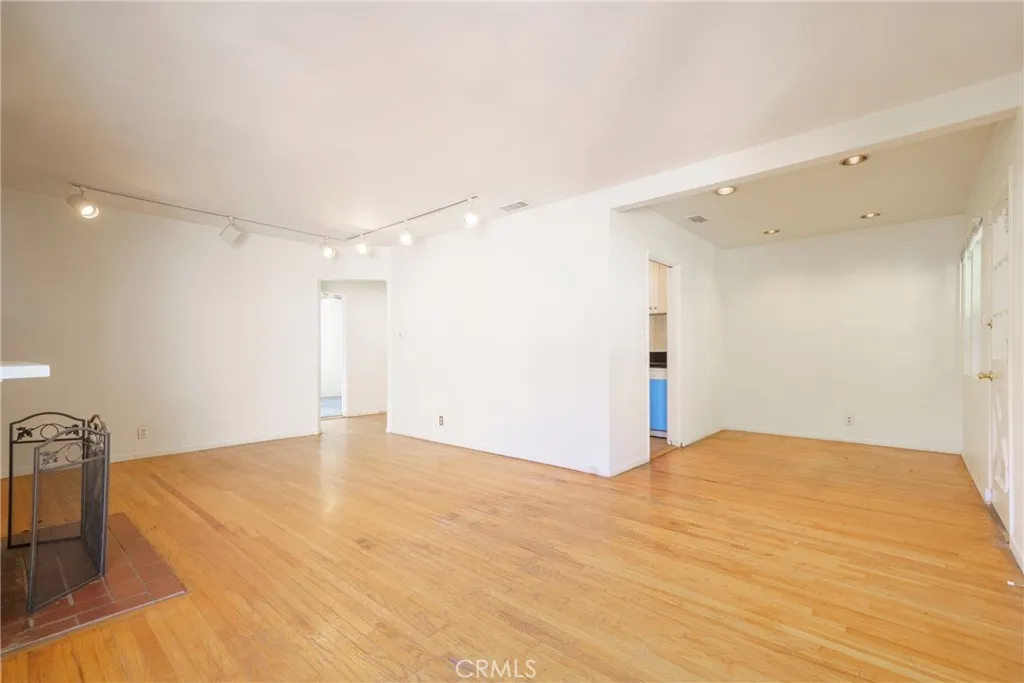 Additional image 9 of 5446 Columbus Avenue, Sherman Oaks, CA 91411