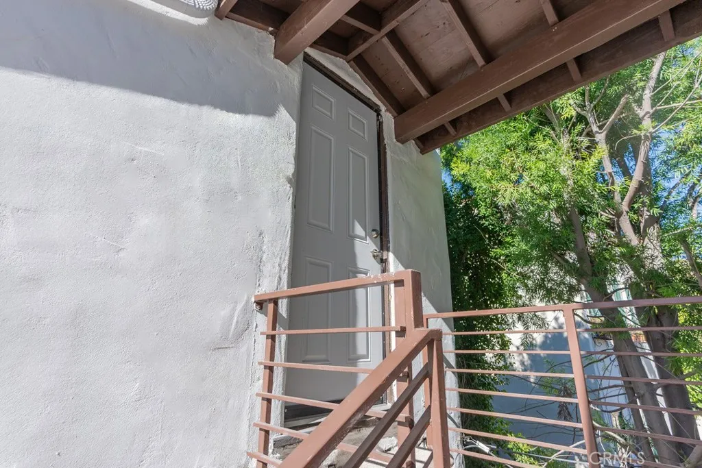 Additional image 79 of 128 S Harper Ave, Los Angeles, CA 90048