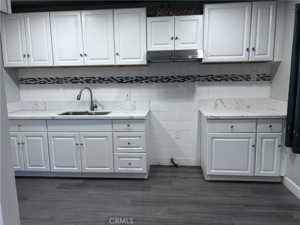 Additional image 2 of 11724 S Vermont Avenue Unit 7, Los Angeles, CA 90044