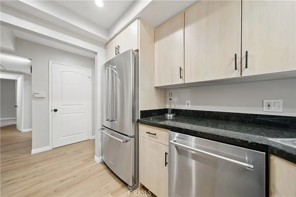 Additional image 61 of 7826 Topanga Canyon Boulevard Unit 218, Canoga Park, CA 91304