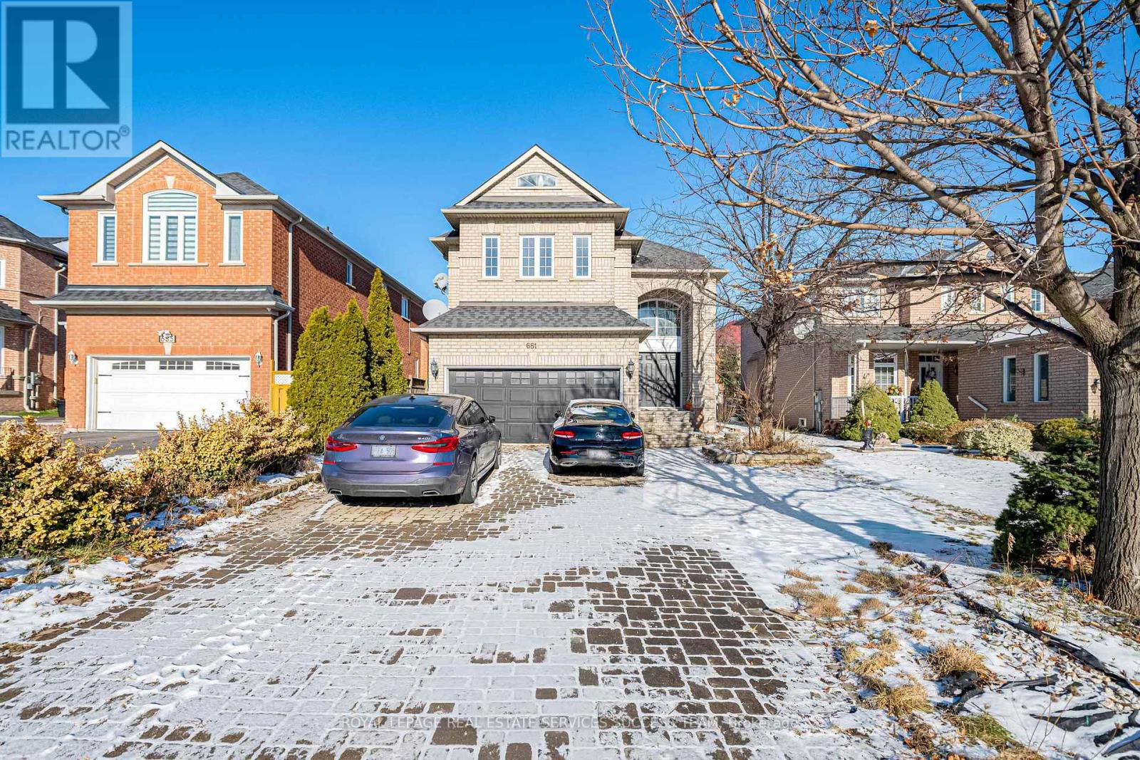 681 BRISTOL ROAD W|Mississauga (Hurontario), Ontario L5R3Y1