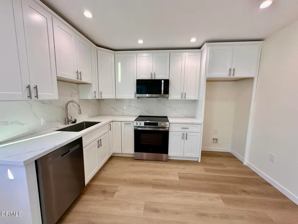 Additional image 10 of 17451 Keswick Street, Northridge, CA 91325