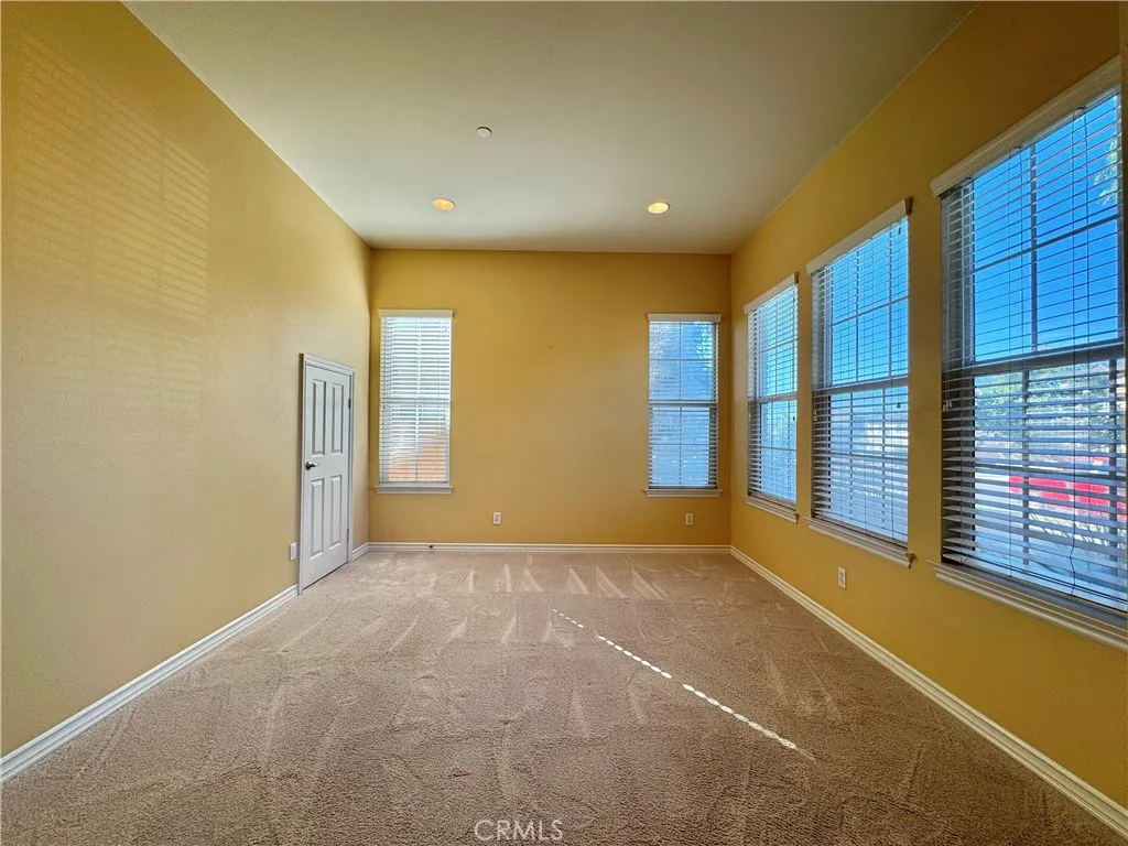 Additional image 6 of 15621 Pisa Lane, Fontana, CA 92336