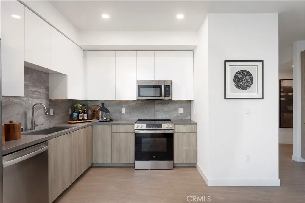 Additional image 4 of 511 S Harbor Unit 427, San Pedro, CA 90731