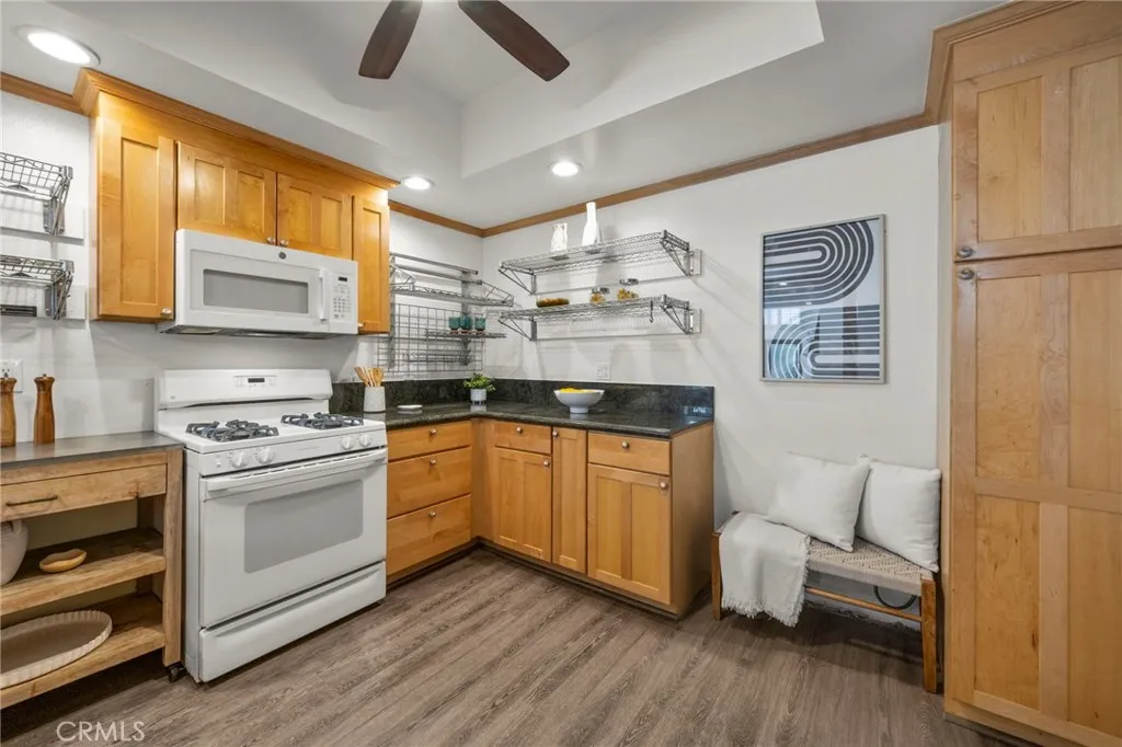 Additional image 36 of 8180 Manitoba, Playa Del Rey, CA 90293