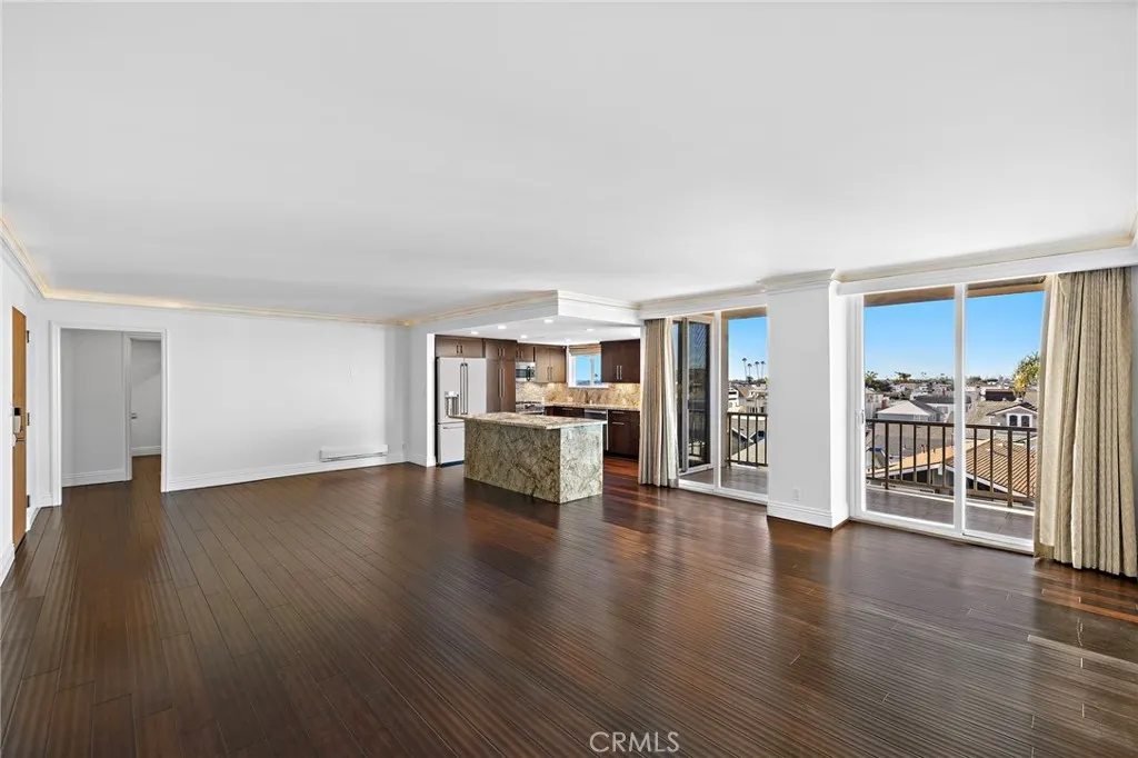 Additional image 9 of 310 Fernando Street Unit 307, Newport Beach, CA 92661