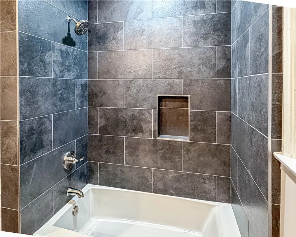 Additional image 20 of 1112 N Myers St, Burbank, CA 91506