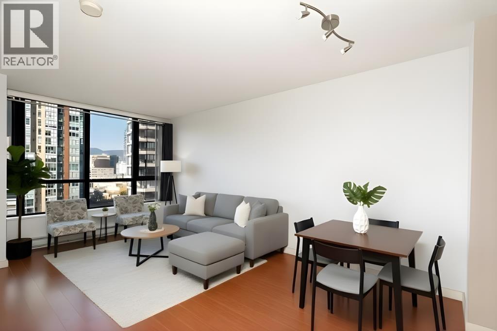 2201 977 MAINLAND STREET|Vancouver, British Columbia V6B1T2