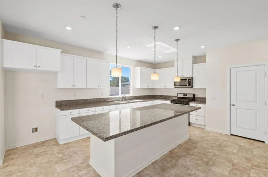 Additional image 41 of 34406 Deer Grass Ct, Winchester, CA 92596