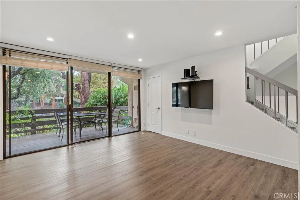 Additional image 19 of 5757 Owensmouth Unit 1, Woodland Hills, CA 91367