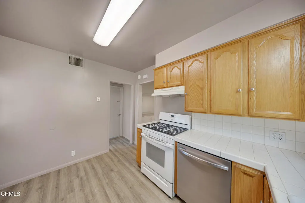 Additional image 60 of 631 Deodara Drive, Altadena, CA 91001