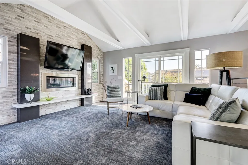 Additional image 56 of 718 S Broadway Unit C, Redondo Beach, CA 90277