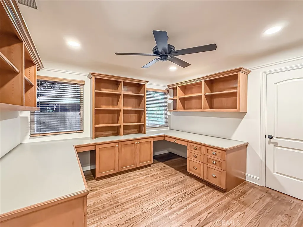 Additional image 28 of 15452 Varden, Sherman Oaks, CA 91403