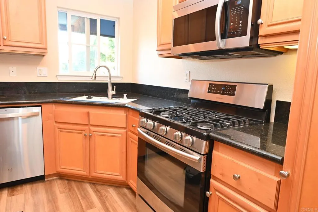 Additional image 5 of 4035 Bluff View Way, Carlsbad, CA 92008