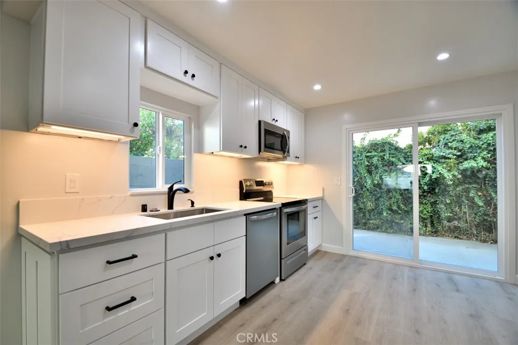 Additional image 16 of 2618 Mathews Ave Unit C, Redondo Beach, CA 90278