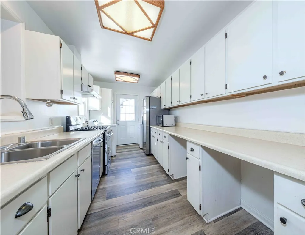 Additional image 9 of 2371 Park Avenue, Long Beach, CA 90815