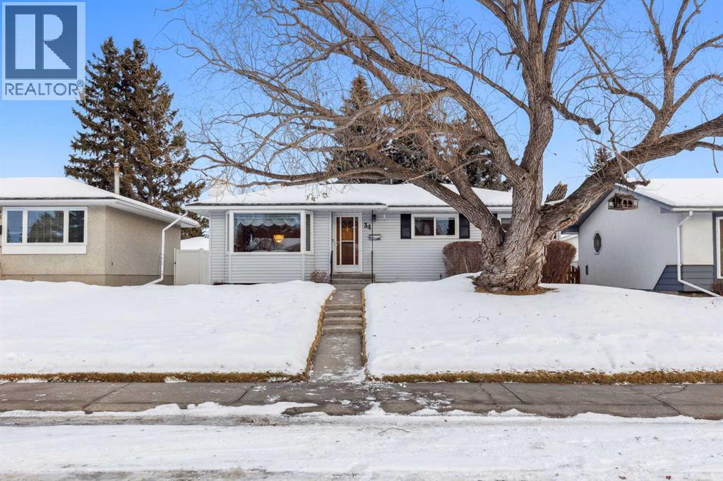 34 Atlanta Crescent SE|Calgary, Alberta T2J0Y1