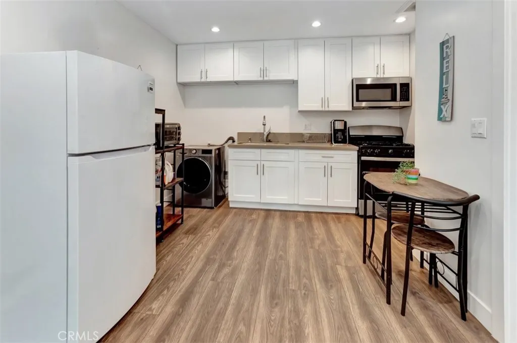 Additional image 12 of 24019 Sylvan St. Unit ADU, Woodland Hills, CA 91367