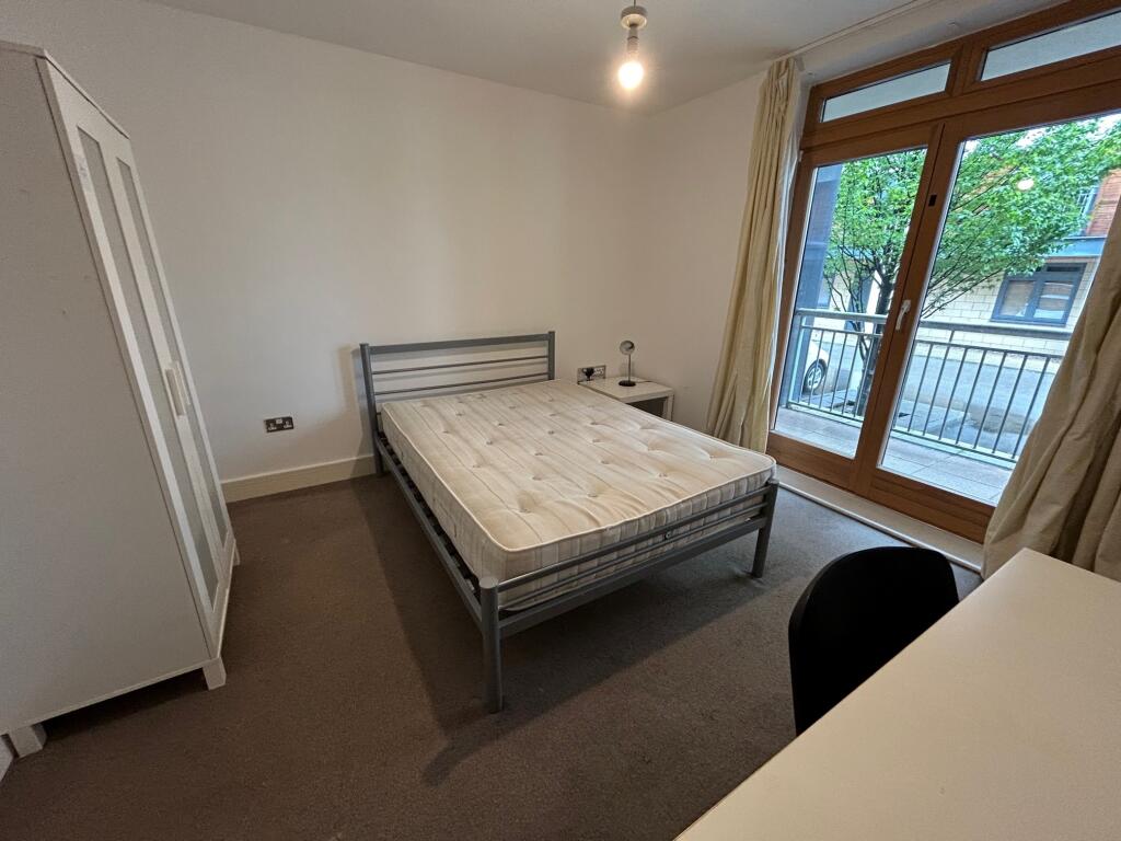 Additional image 2 of Postbox