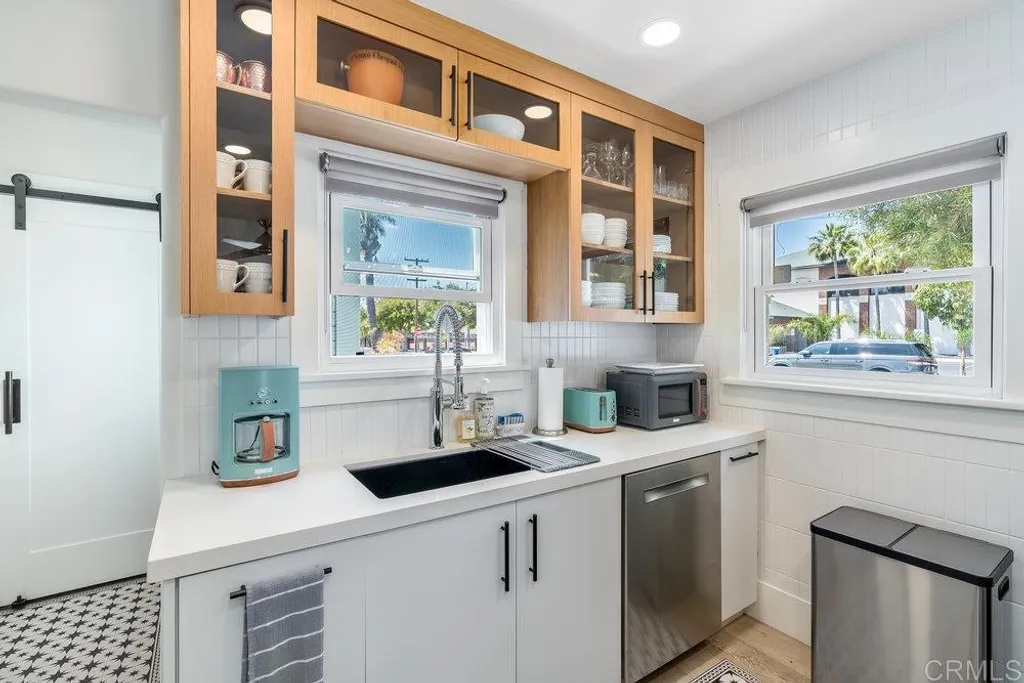 Additional image 16 of 818 7th Street, Coronado, CA 92118