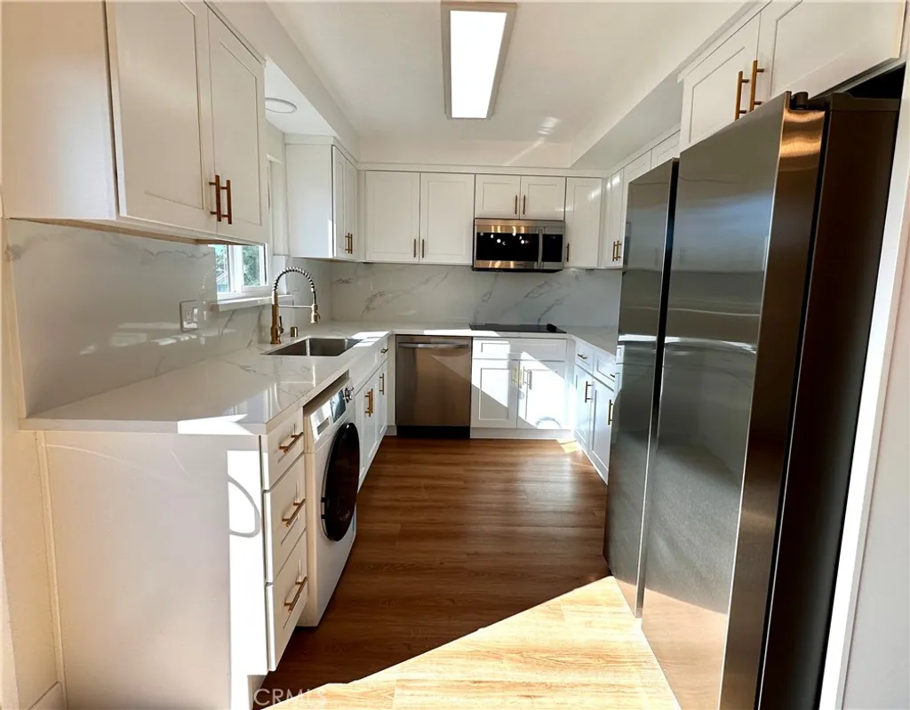 Additional image 5 of 120 S Sierra Madre Blvd Unit 204, Pasadena, CA 91107