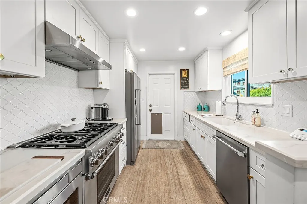 Additional image 45 of 950 Marvista Ave, Seal Beach, CA 90740