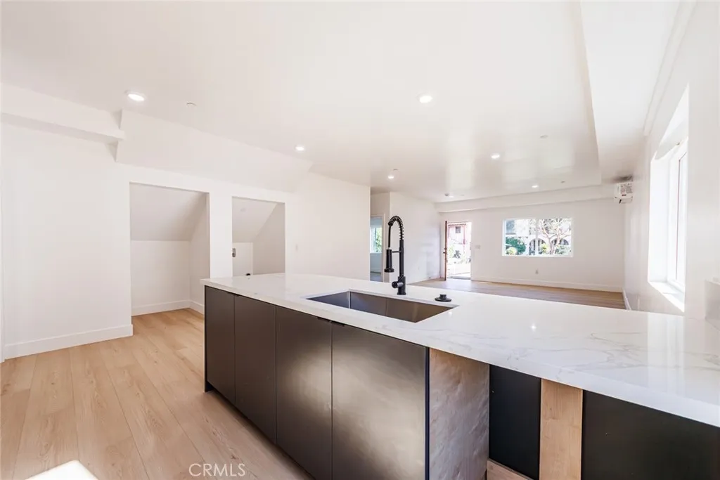 Additional image 14 of 1557 S Ogden Drive Unit 1/4, Los Angeles, CA 90019