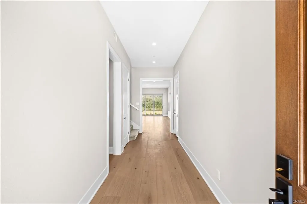 Additional image 4 of 130 mossvine, Irvine, CA 92618