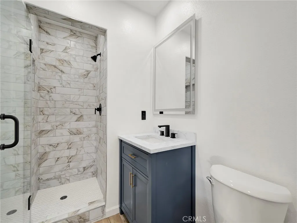 Additional image 37 of 727 Robinson, Los Angeles, CA 90026