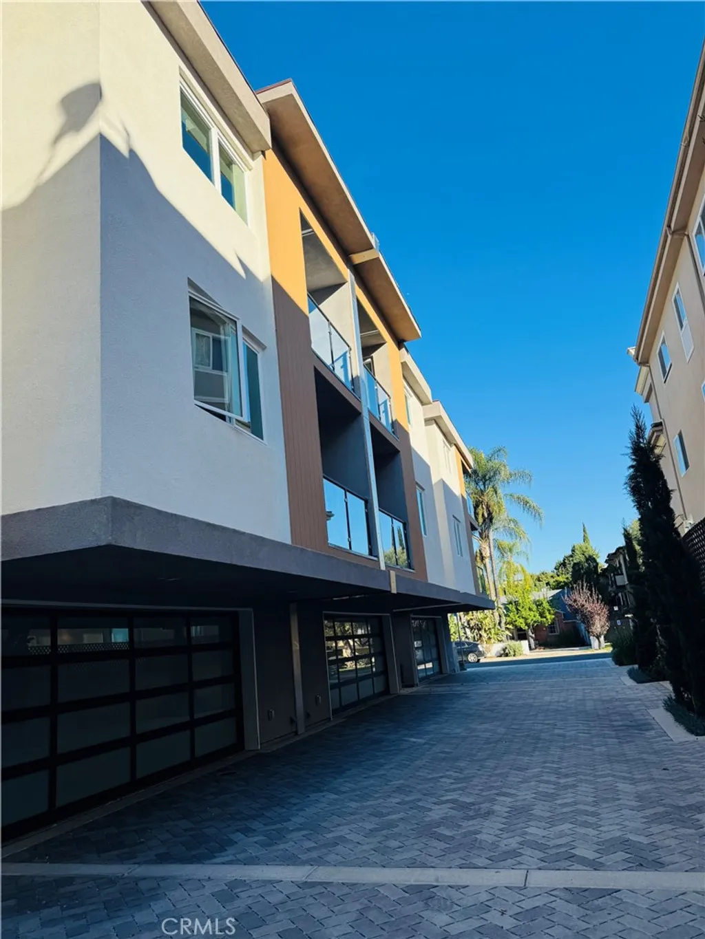 Additional image 18 of 11815 W Holly Way, Valley Village, CA 91607