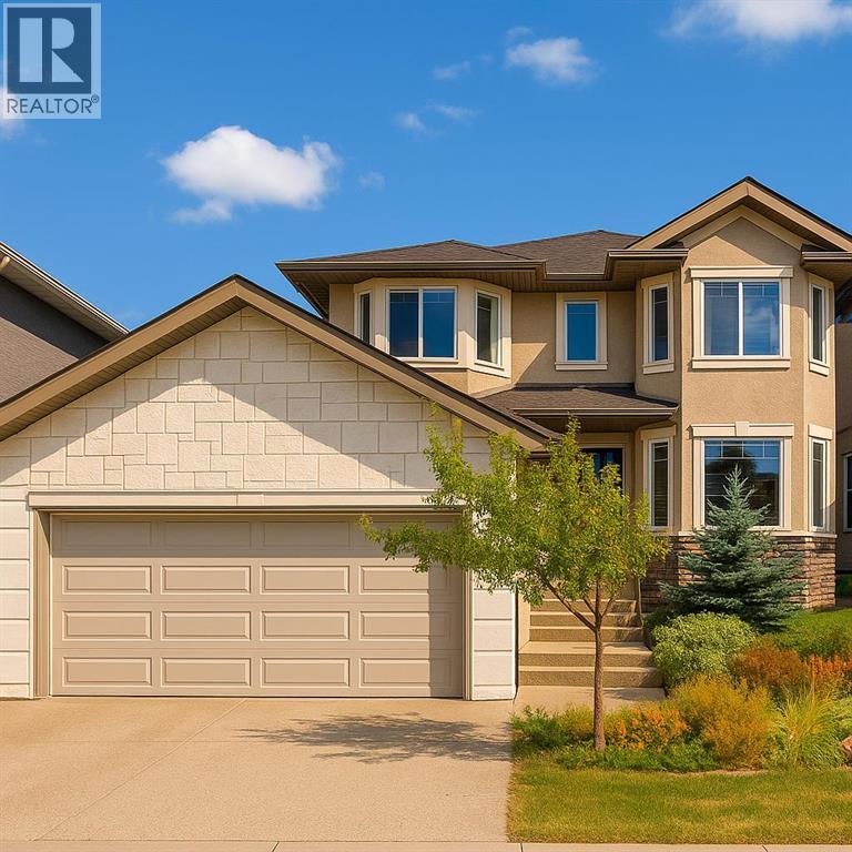 52 Elmont Green SW|Calgary, Alberta T3H5Y4