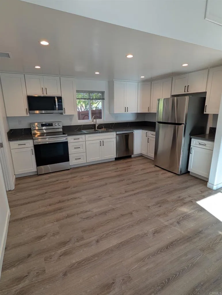 Additional image 24 of 3817 Rojo Tierra Road, La Mesa, CA 91949