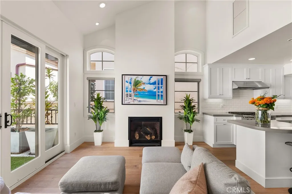 Additional image 3 of 606 Marigold Avenue, Corona Del Mar, CA 92625