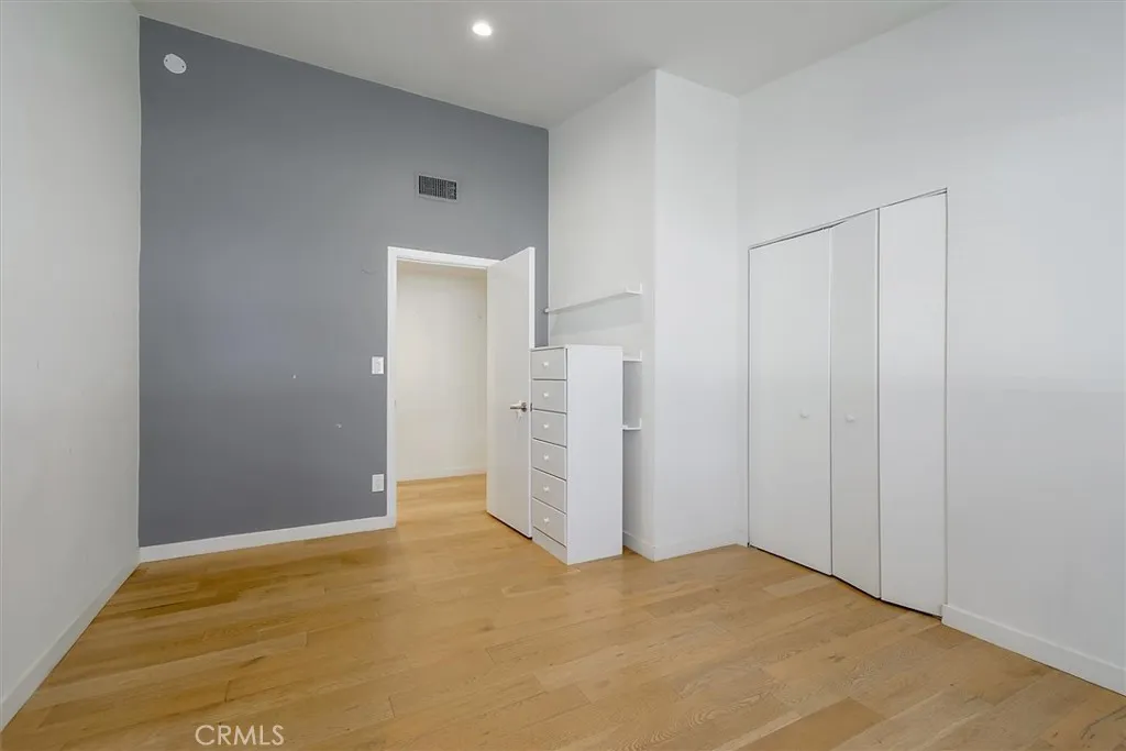 Additional image 42 of 24216 Calvert Street, Woodland Hills, CA 91367